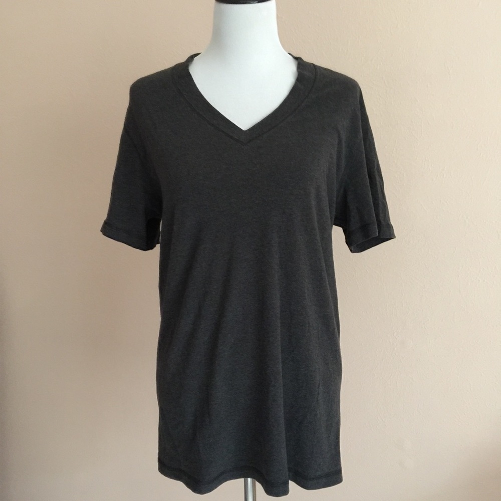 Lululemon Basic Tee